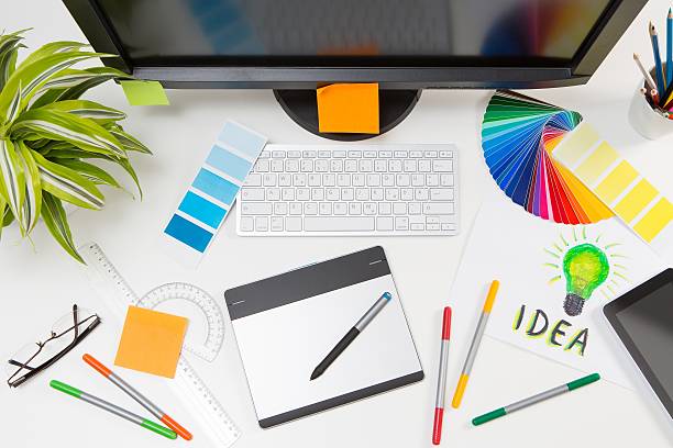 Basic Things to Know to Become a Professional Graphic Designer